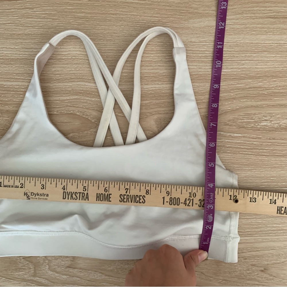 Lululemon Size 4 White Strappy Back Sports Bra Stained - Picture 5 of 8